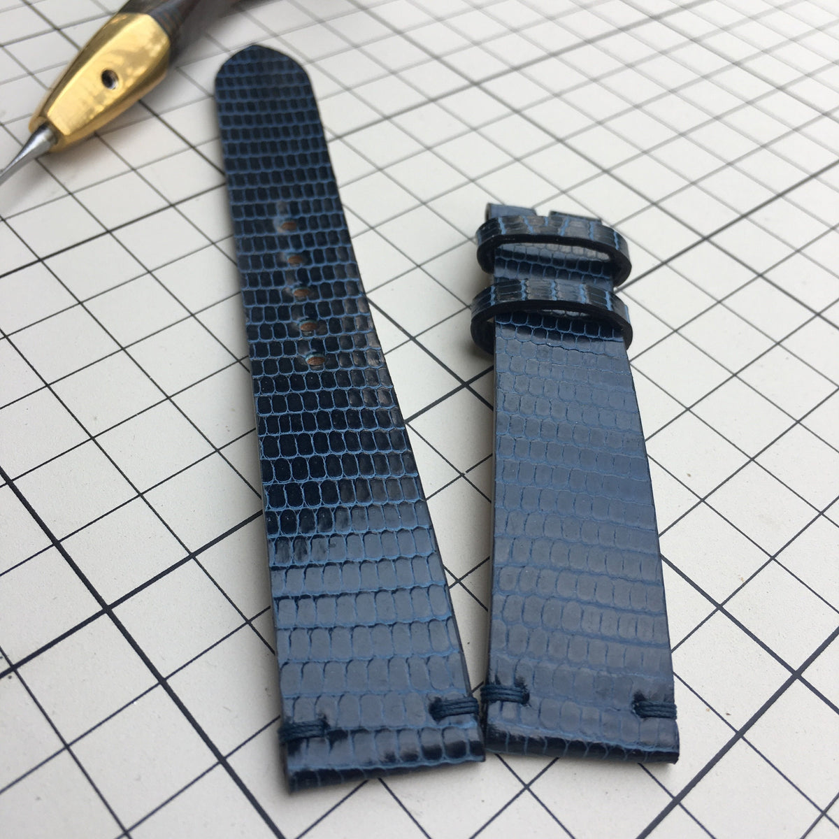 Blue Lizard Leather Watch Strap: Handmade Personalized Band (18mm-24mm)
