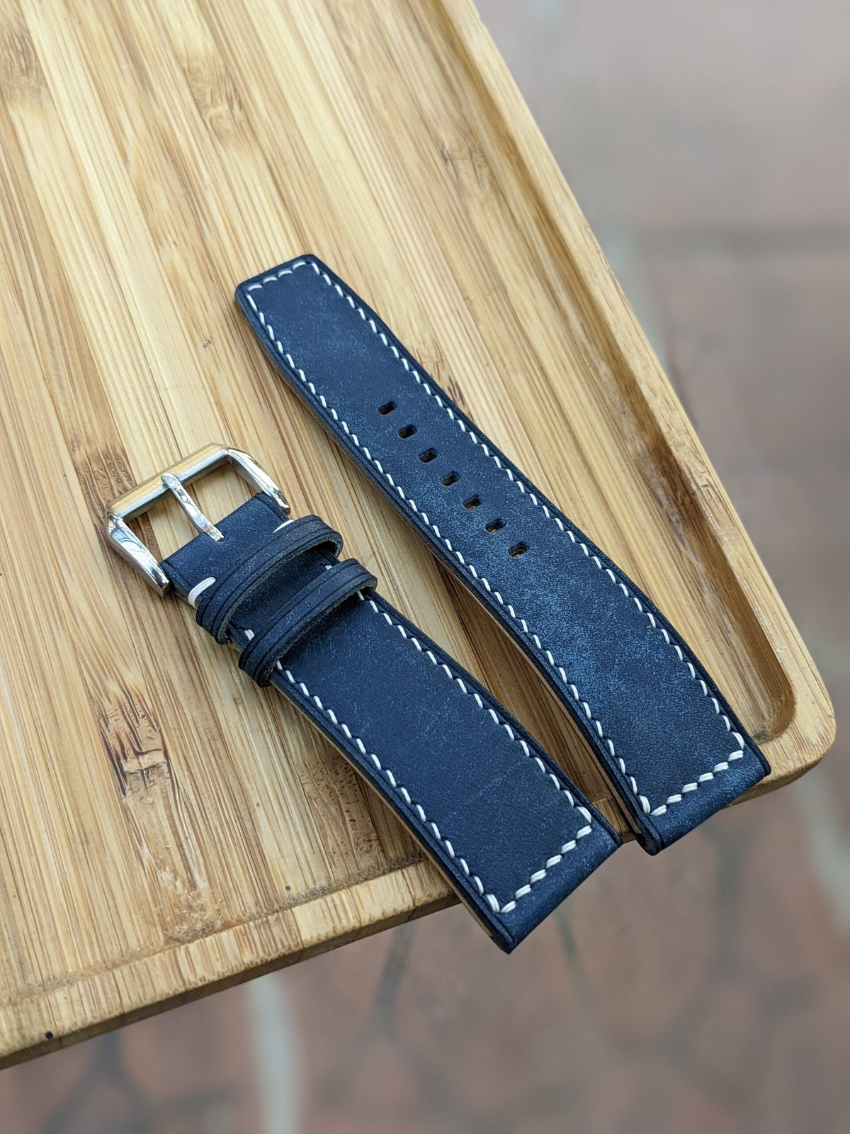 Maya Handmade Leather Watch Strap – Vintage Style, 16–24mm