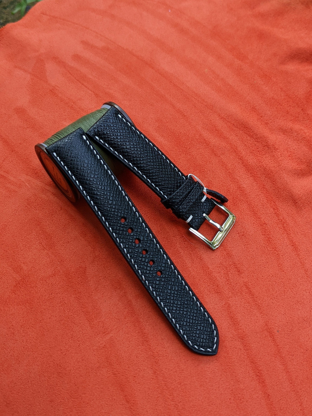 Black Taiga Leather Watch Strap | Handcrafted Band 18–24mm