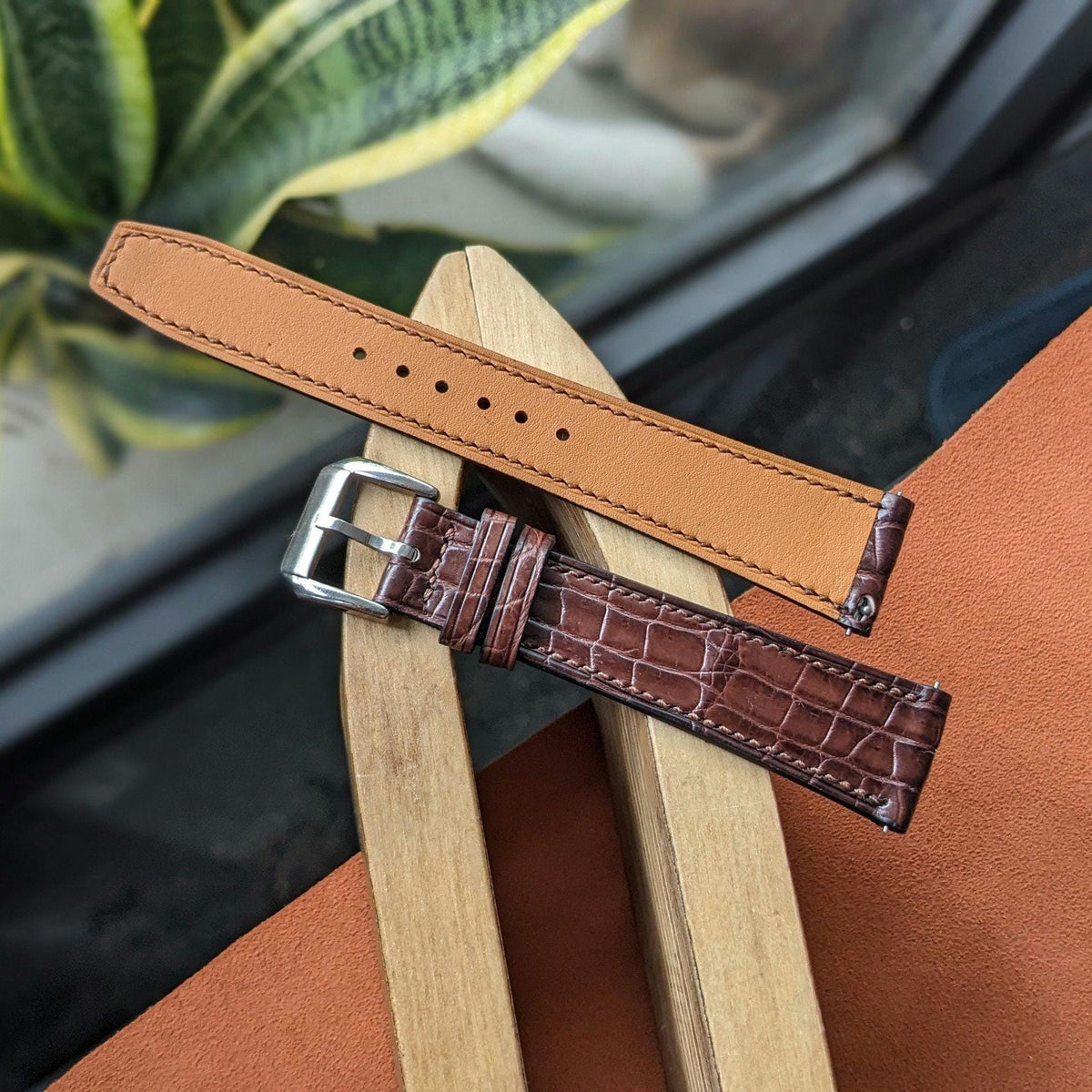 Horizontal Grain Alligator Watch Strap | Rare Texture Handcrafted Leather Band