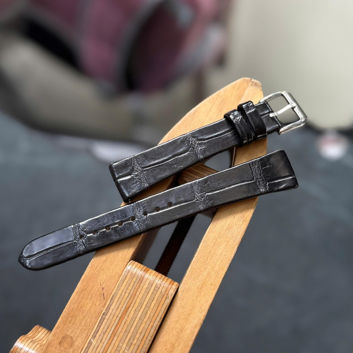 Rolled Edge Black Alligator Leather Watch Strap size 18mm-24mm