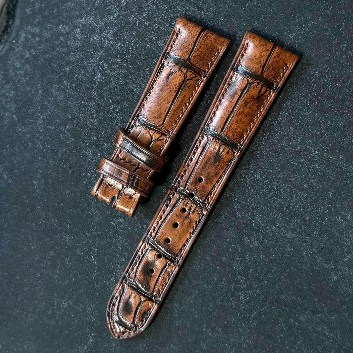 Patina Brown Alligator Leather Watch Strap (18mm-24mm)