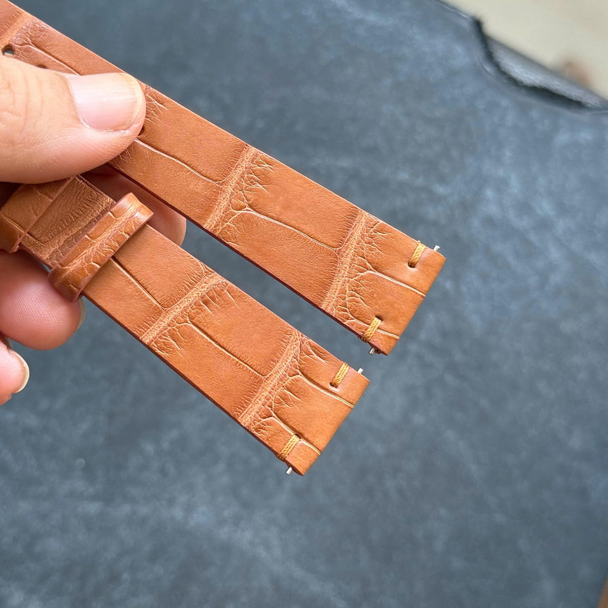Handmade Brown Alligator Leather Watch Strap (18mm-24mm)