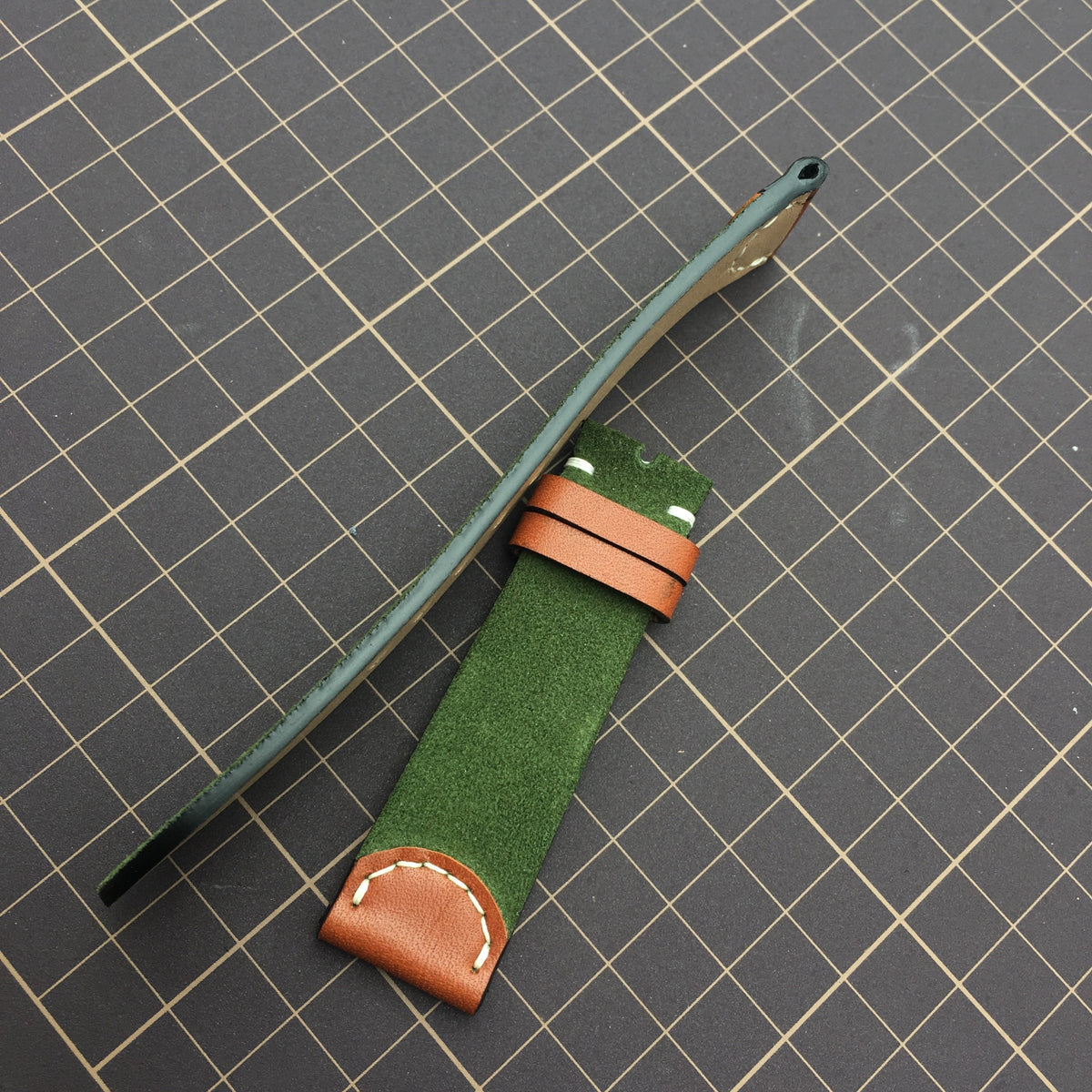 Handmade Leather Watch Strap – Personalized Band, 16–24mm