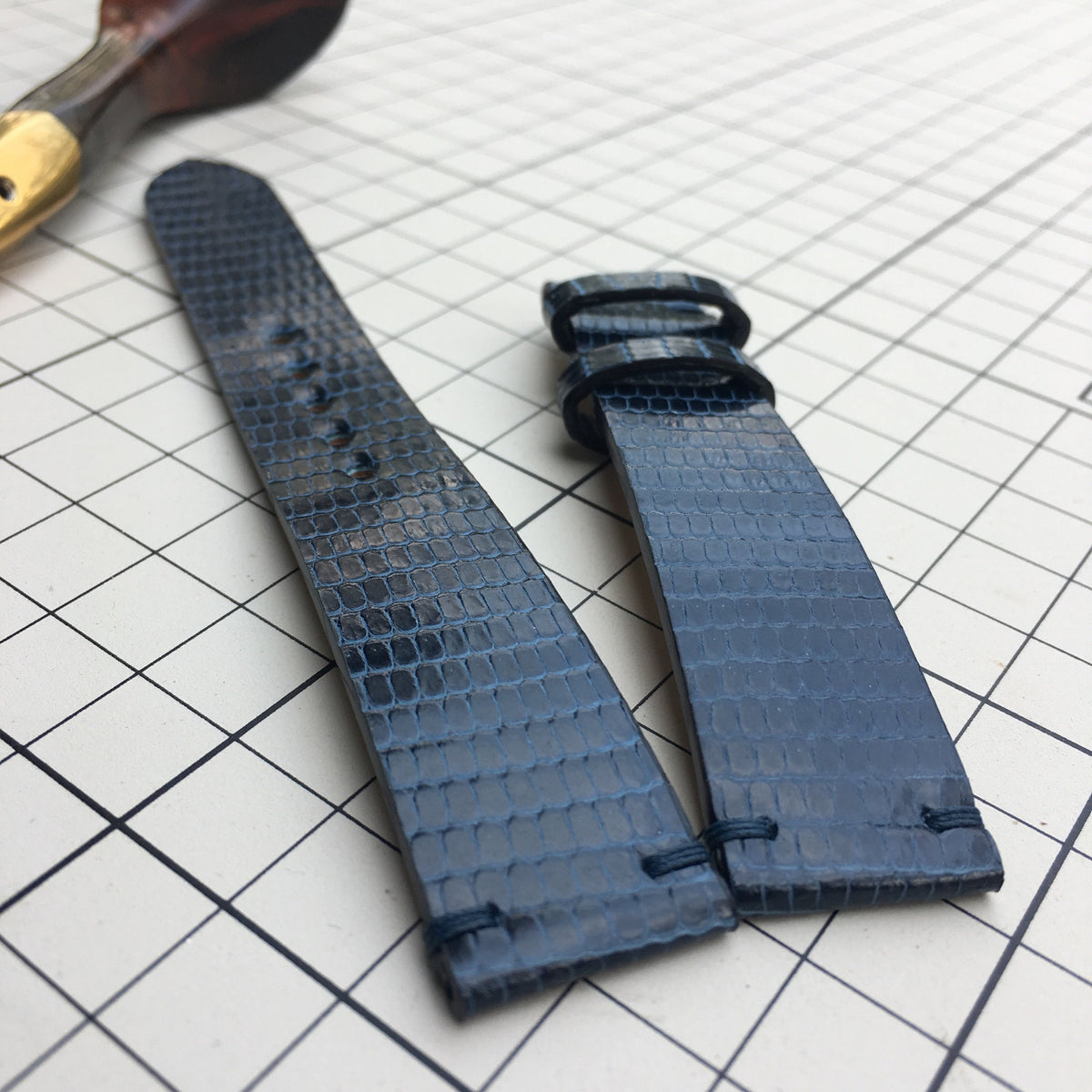 Blue Lizard Leather Watch Strap: Handmade Personalized Band (18mm-24mm)