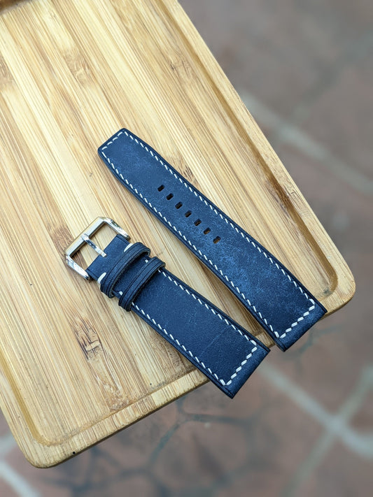 Maya Handmade Leather Watch Strap – Vintage Style, 16–24mm