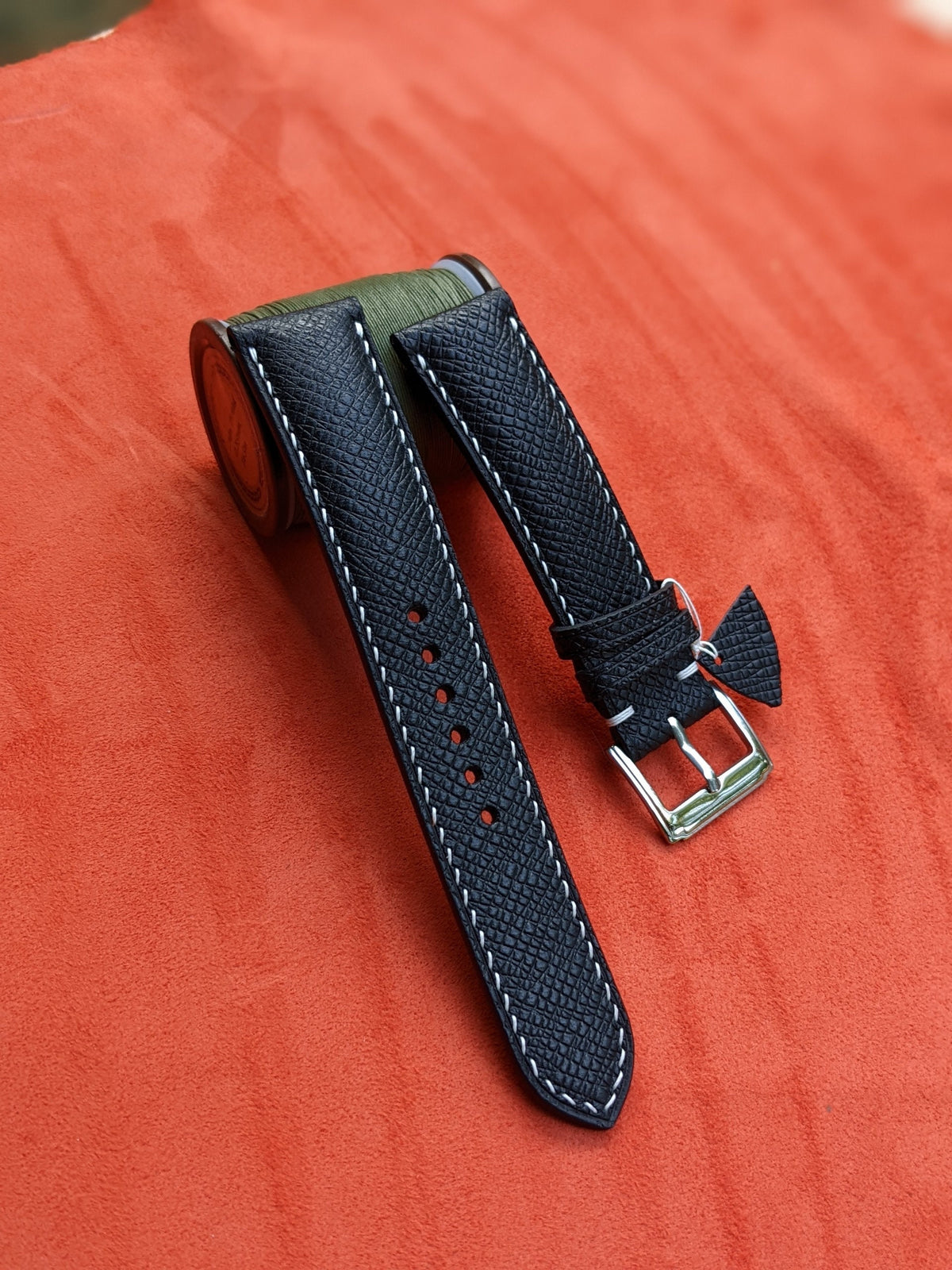 Black Taiga Leather Watch Strap | Handcrafted Band 18–24mm