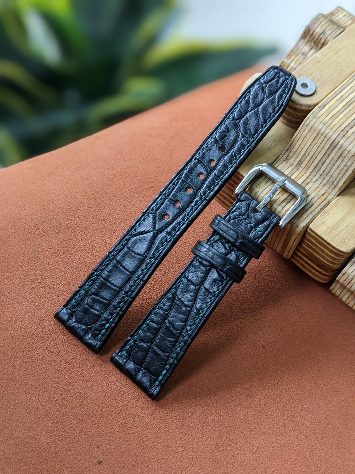 Black Alligator Leather Watch Strap – Mastrotto Lining, Handmade