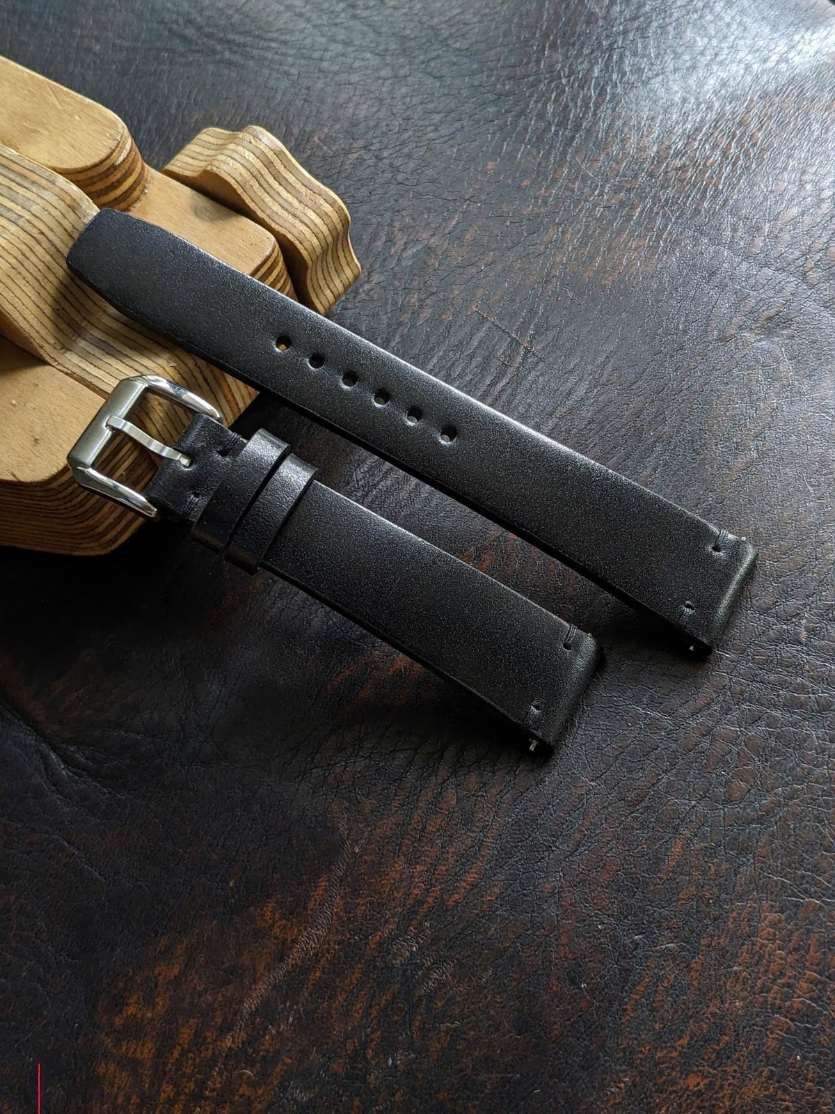 Shell Cordovan Watch Strap – Flat Style Shinki Hakiku Handmade Leather Band