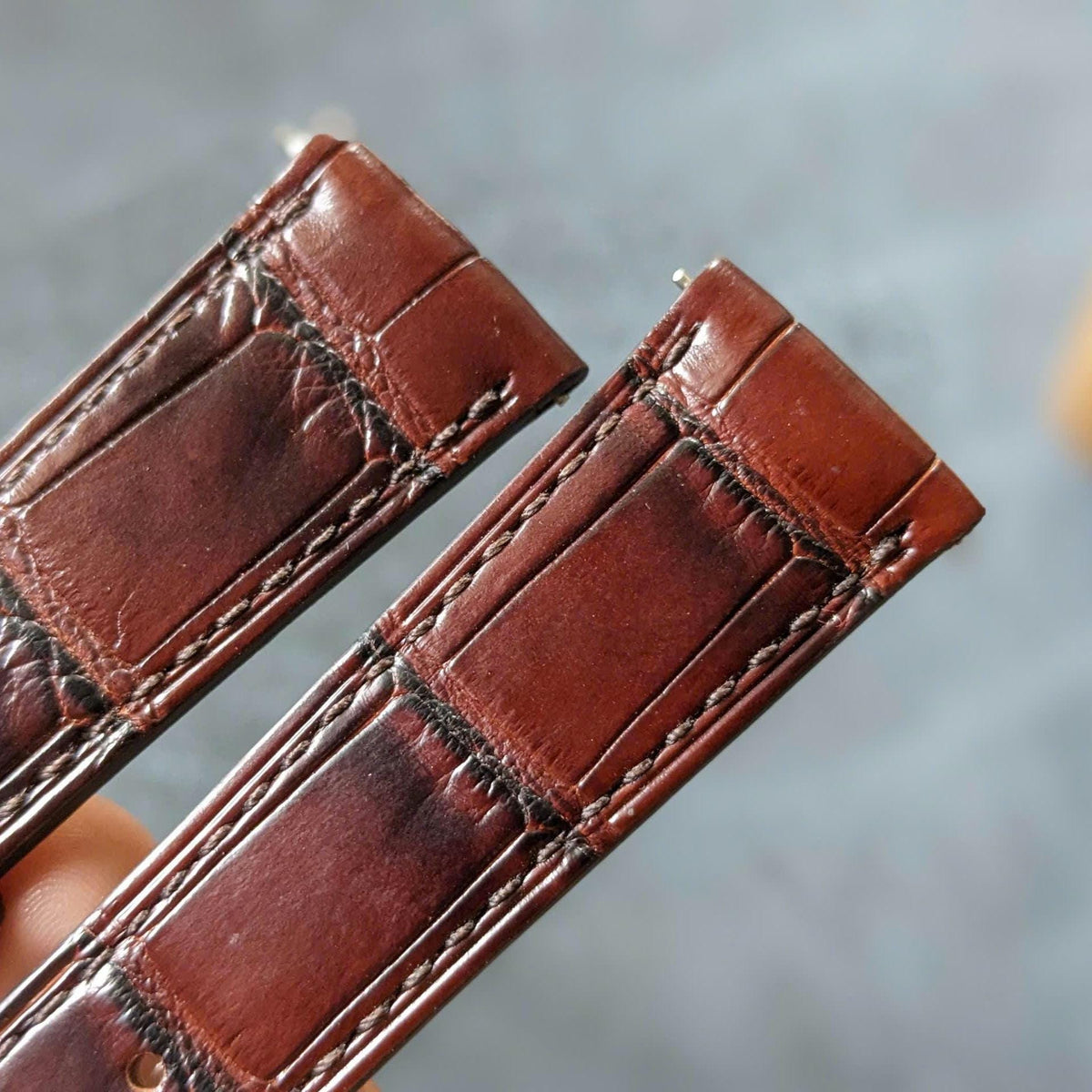 Handmade Patina Brown Alligator Leather Watch Strap (18mm-24mm)